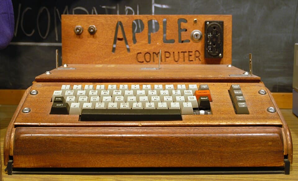 Apple I computer on display at the Smithsonian